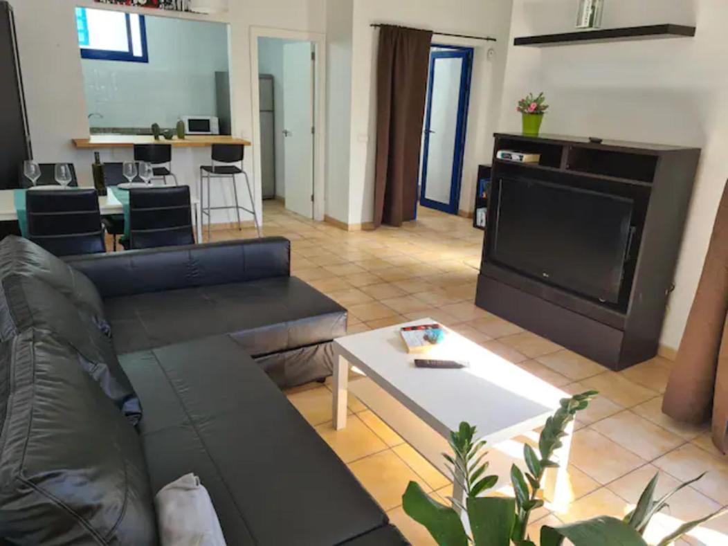 Apartamento Papagayo Con Piscina Privada Playa Blanca  Exterior photo
